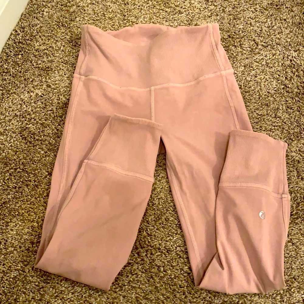 Lululemon millennial pink leggings